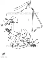 SUPPORT / REPOSE PIEDS pour Yamaha YZ125 de 1989
