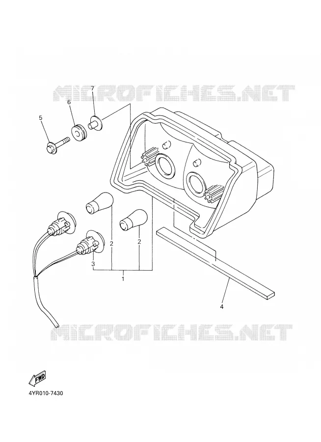 FEU ARRIERE Yamaha MOTO 600 2000 FAZER  FZS600