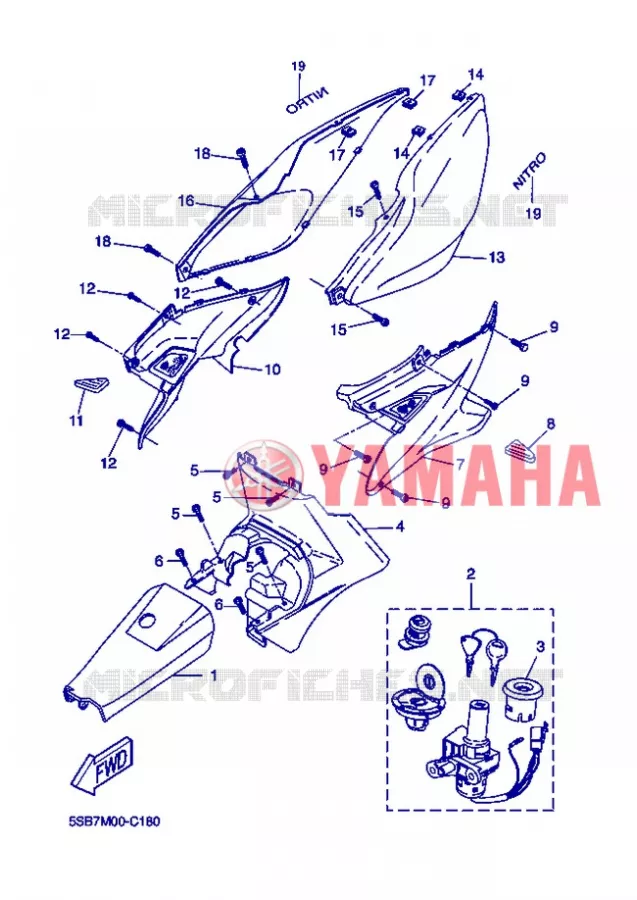 COUVERCLE LATERAL Yamaha SCOOTER 50 2004 NITRO  YQ50 NITRO