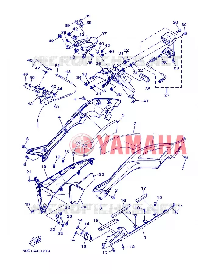 COUVERCLE LATERAL 2 Yamaha SCOOTER 530 2013 TMAX  XP500