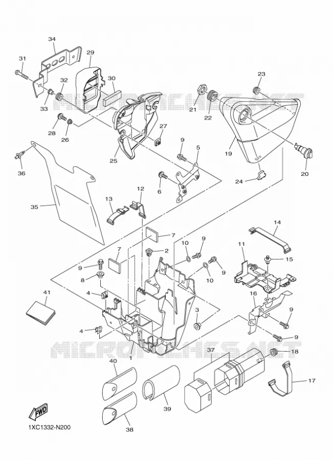 COUVERCLE LATERAL Yamaha MOTO 950 2014 BOLT  XVS950CUXV950R