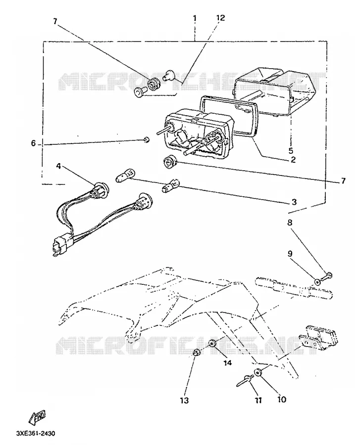 FEU ARRIERE Yamaha MOTO 125 1992 TDR  TDR125R
