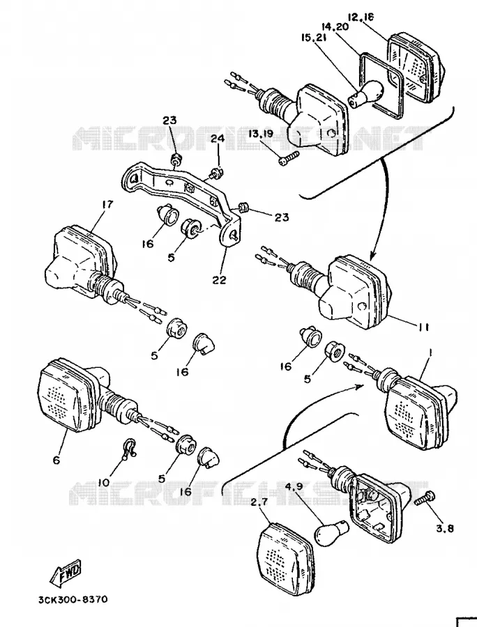 CLIGNOTANT Yamaha MOTO 240 1988 TDR  TDR240