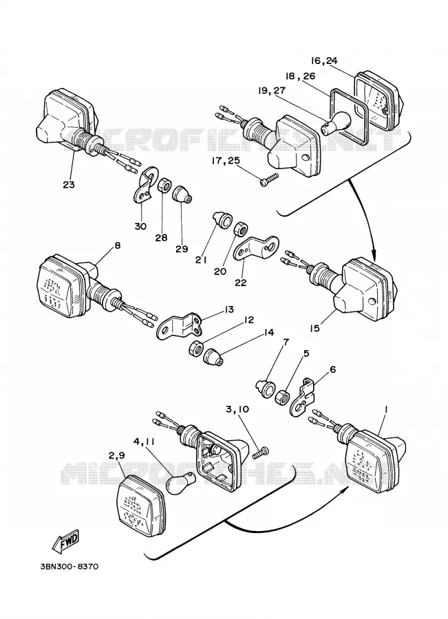 CLIGNOTANT Yamaha MOTO 125 2000 DTR  DT125R