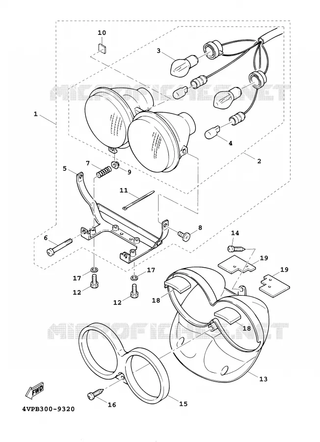 PHARE  Yamaha SCOOTER 100 2001 BOOSTER  YW100E